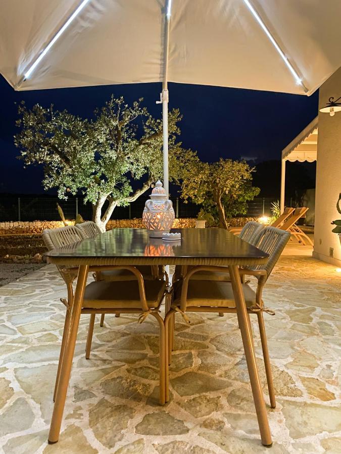 Enjoytrulli - Countryside Villa Noci Buitenkant foto