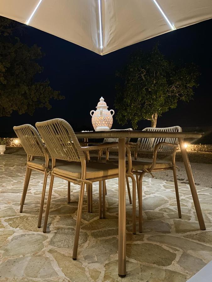 Enjoytrulli - Countryside Villa Noci Buitenkant foto